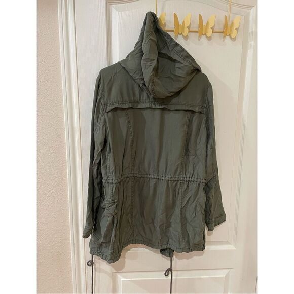 NWT Abercrombie and Fitch Lightweight Cargo pocket jacket size small - Picture 3 of 4
